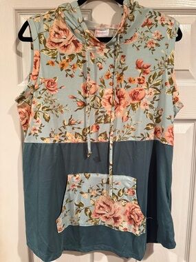 Lularoe Sleeveless Floral Hoodie Top in Teal and Blush